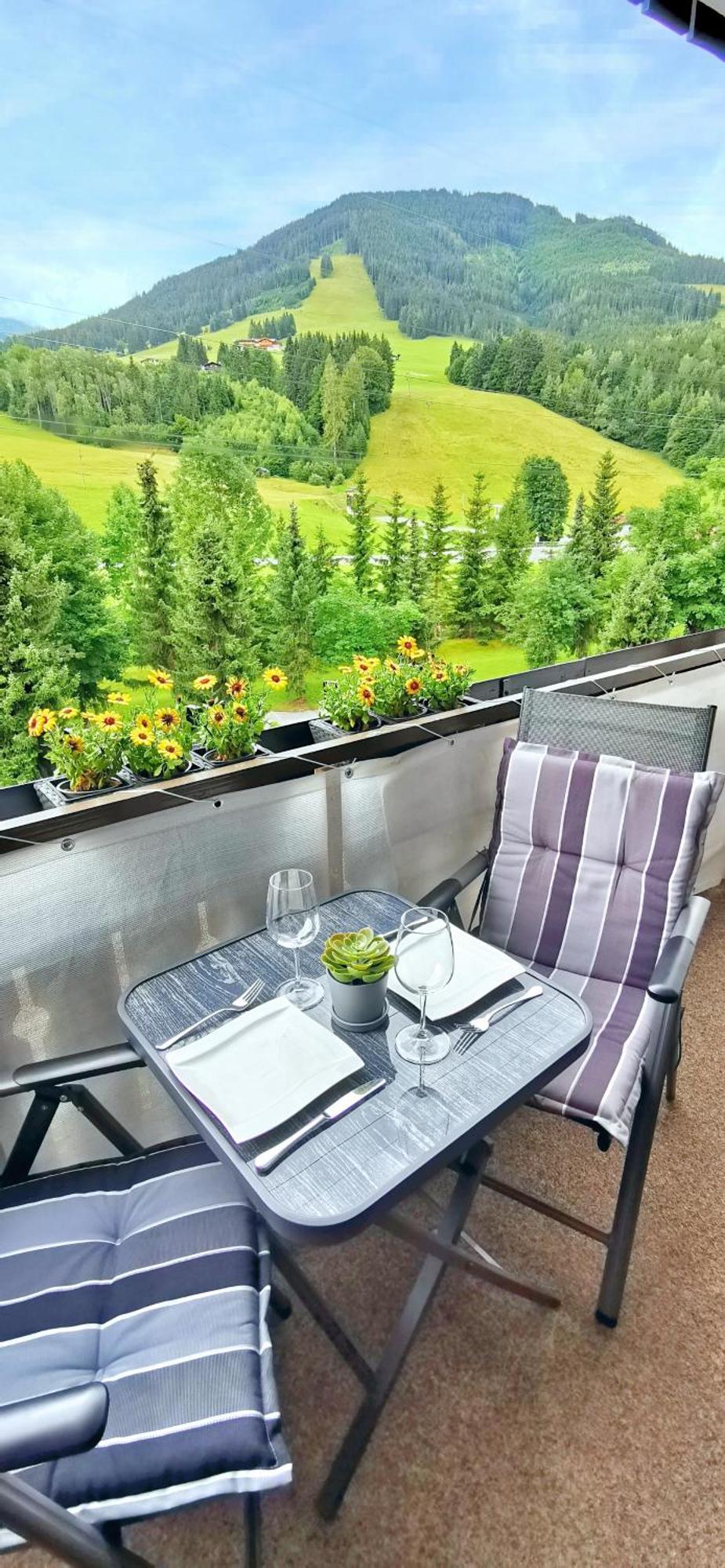 Maria Alm - Cozy & Modern Apartment Mountain View ザールフェルデン・アム・シュタイナーネン・メアー エクステリア 写真