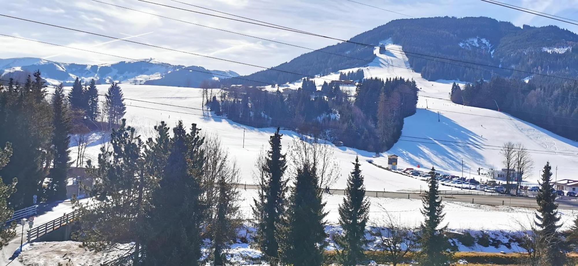 Maria Alm - Cozy & Modern Apartment Mountain View ザールフェルデン・アム・シュタイナーネン・メアー エクステリア 写真