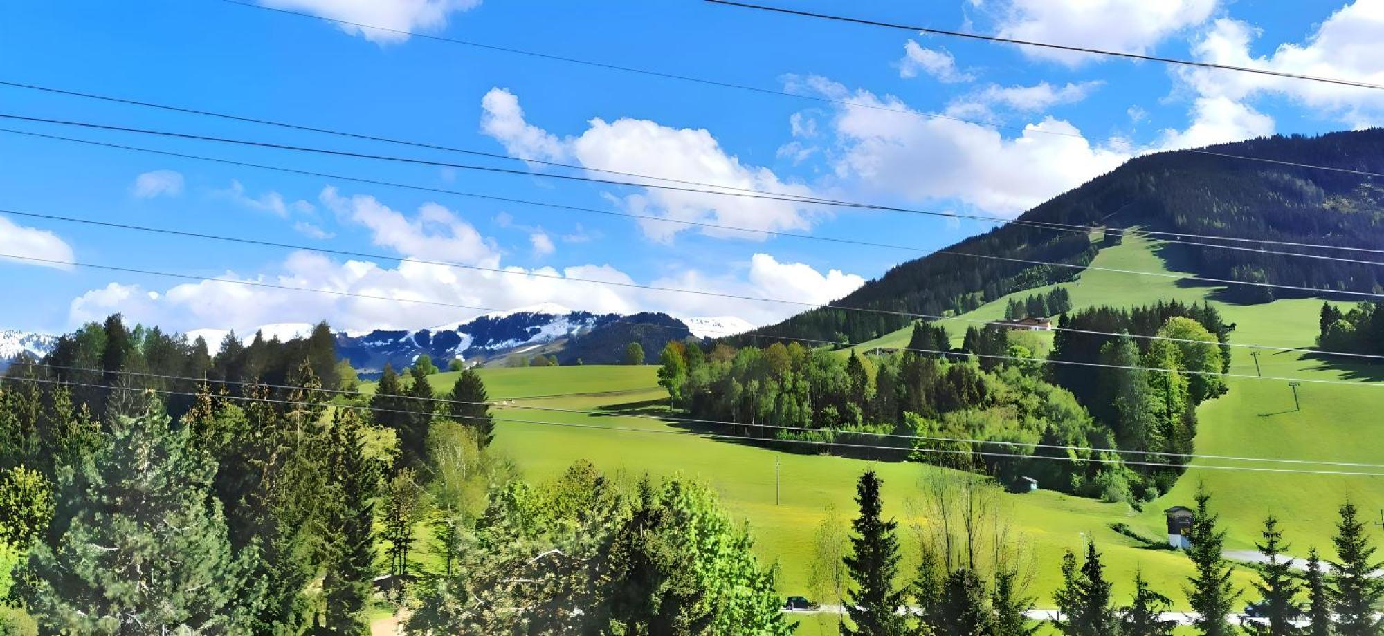 Maria Alm - Cozy & Modern Apartment Mountain View ザールフェルデン・アム・シュタイナーネン・メアー エクステリア 写真